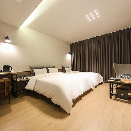 Yeoubi Hotel Ульсан Экстерьер фото