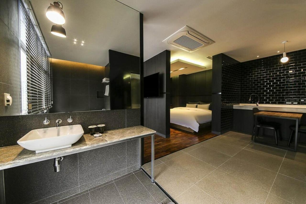 Yeoubi Hotel Ульсан Экстерьер фото